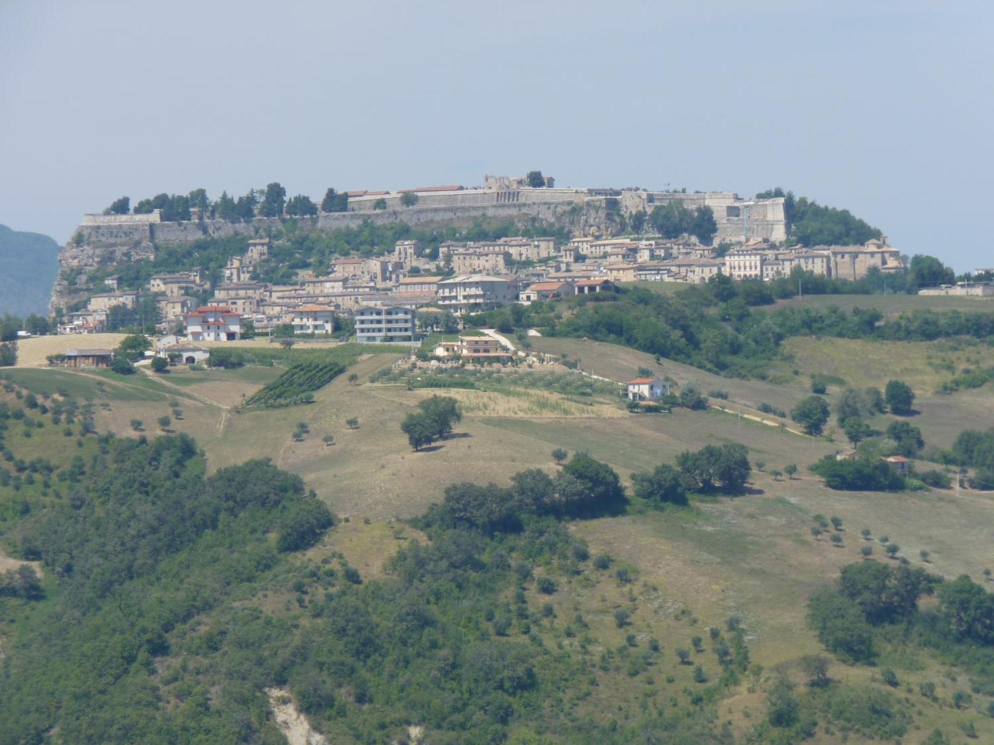 Agriturismo Il Vecchio Carro Campli Экстерьер фото