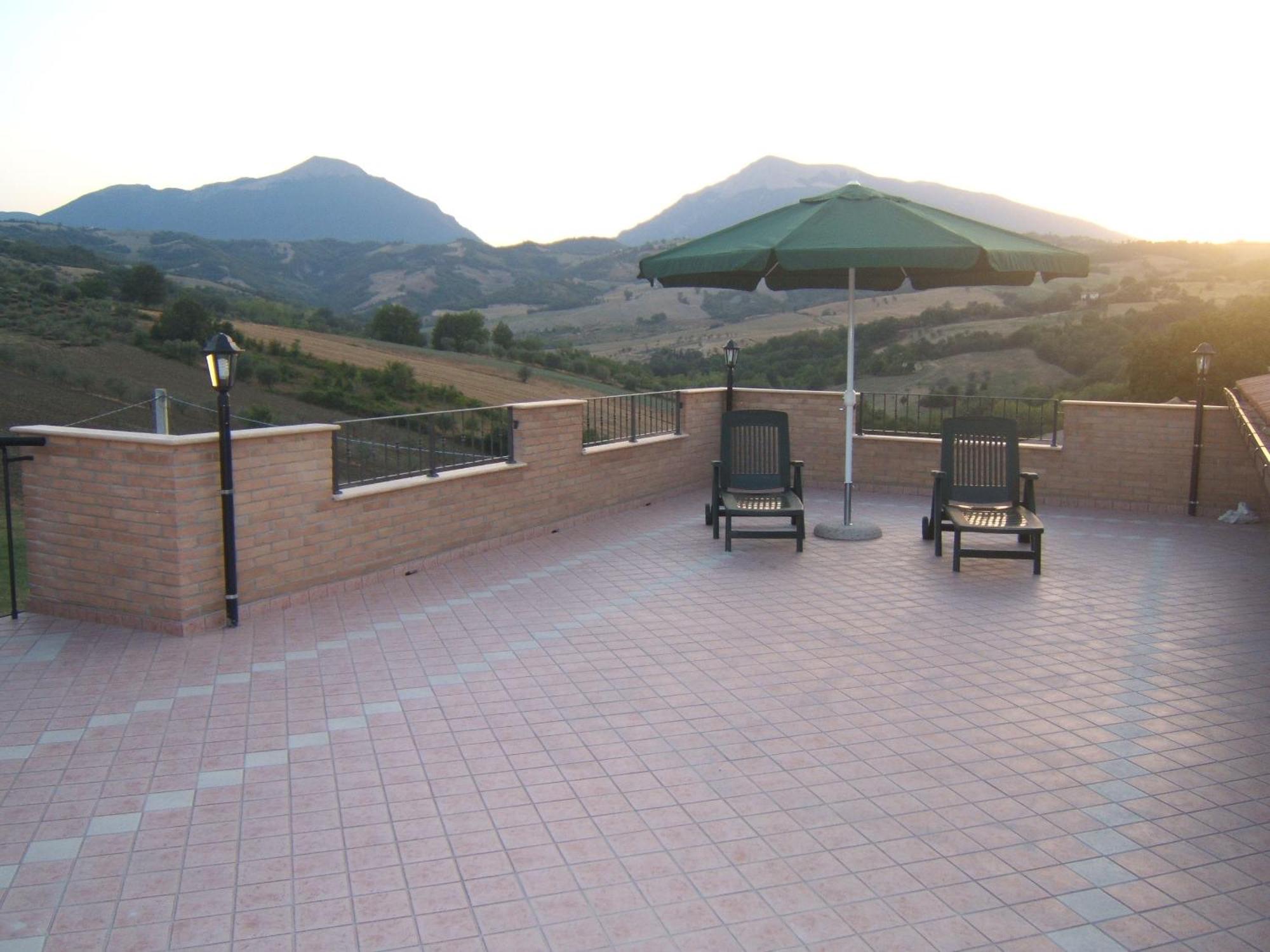 Agriturismo Il Vecchio Carro Campli Экстерьер фото