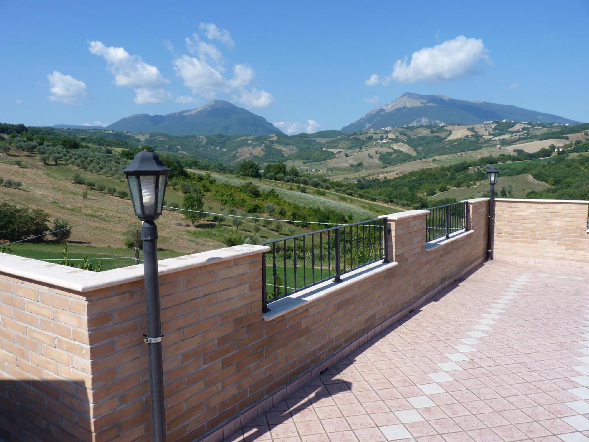 Agriturismo Il Vecchio Carro Campli Экстерьер фото